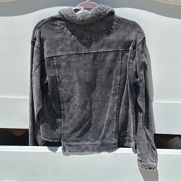 Jacket - Picture 2 of 2